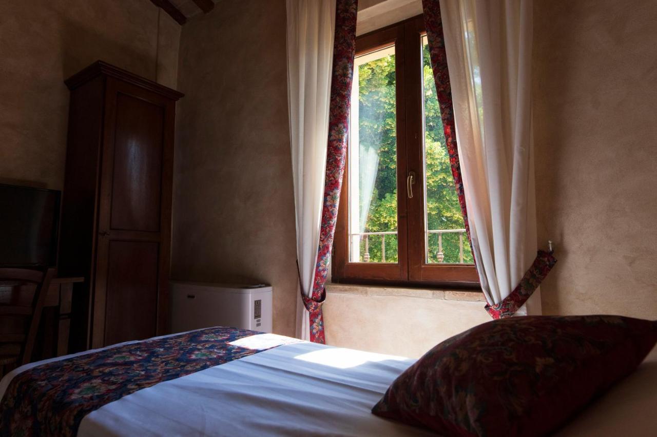 Locanda Di Montegiove Фано Екстериор снимка