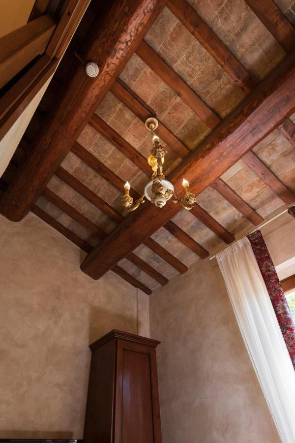 Locanda Di Montegiove Фано Екстериор снимка